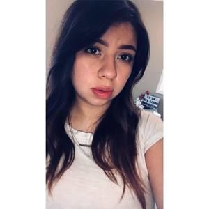 Meet your Posher, Priscila